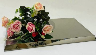 Mirror-finish silver tray