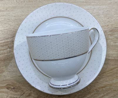 Dinner set, 126 pieces, white with a dotted pattern