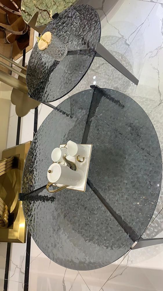 Rippled glass coffee table and side table, 90 and 60 cm